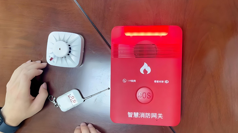 塔城地区消防救援支队开展灭火救援专业技术暨指挥员指挥能力培训工作