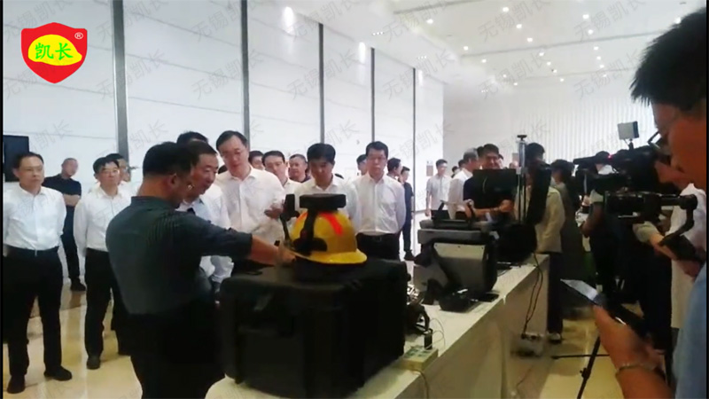 Actively respond to the government